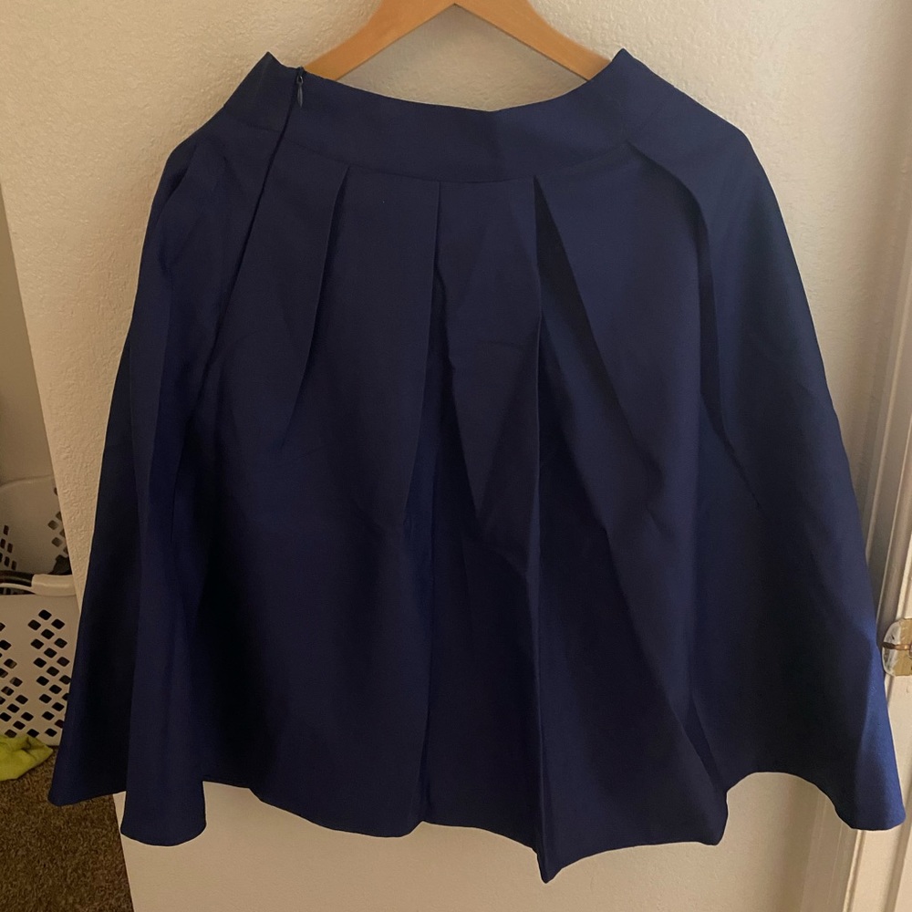 Navy midi skirt!